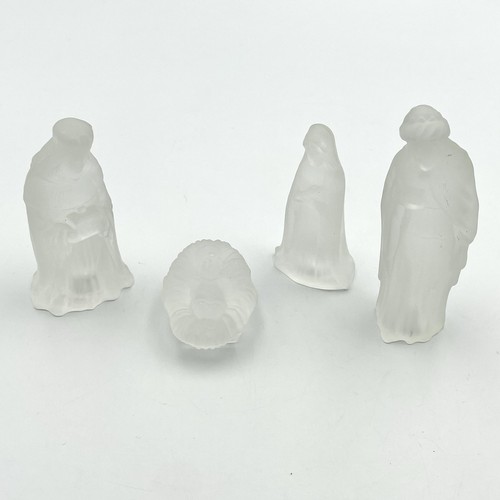 Set pezzi statuine presepe - pezzi,